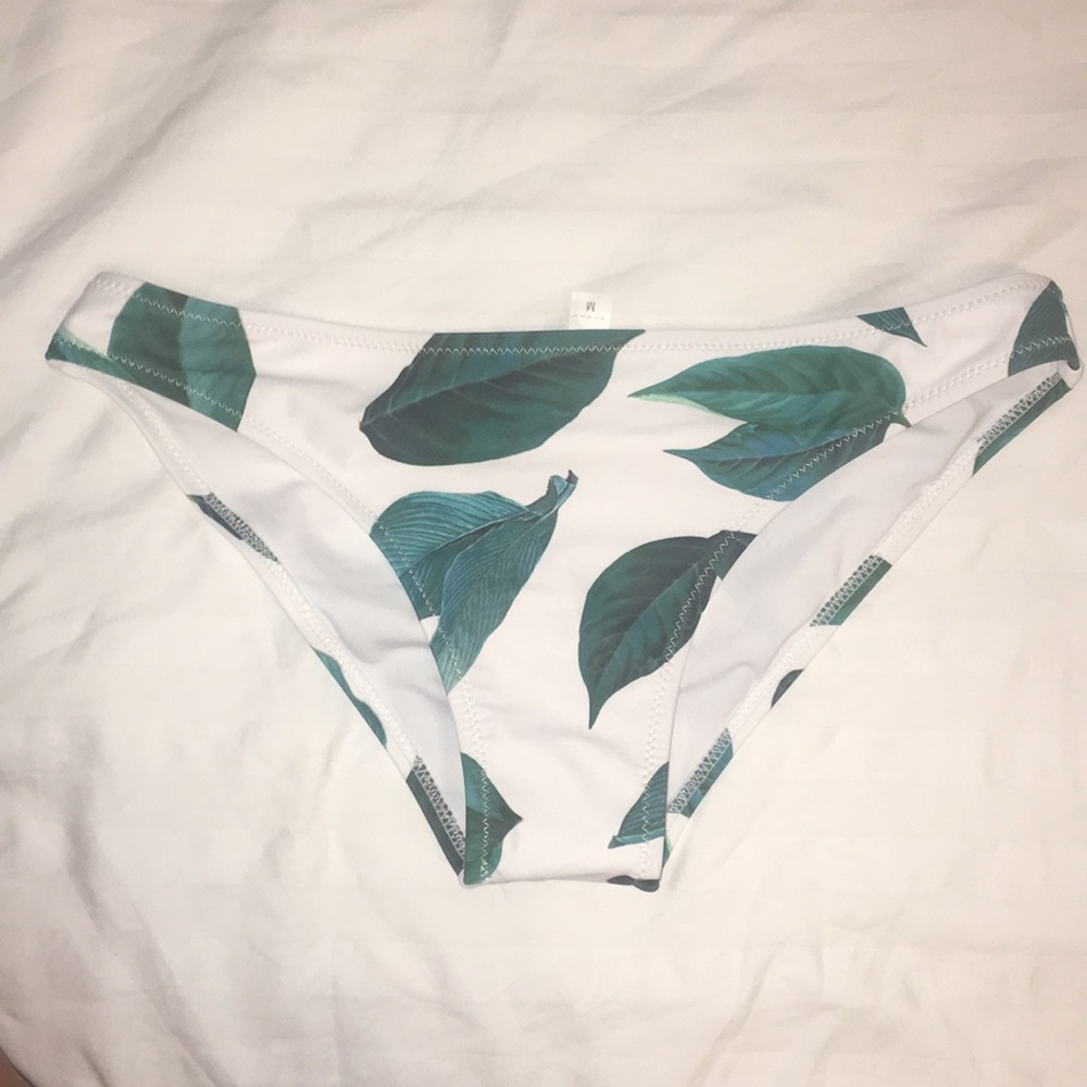cupshe leaf bikini bottoms